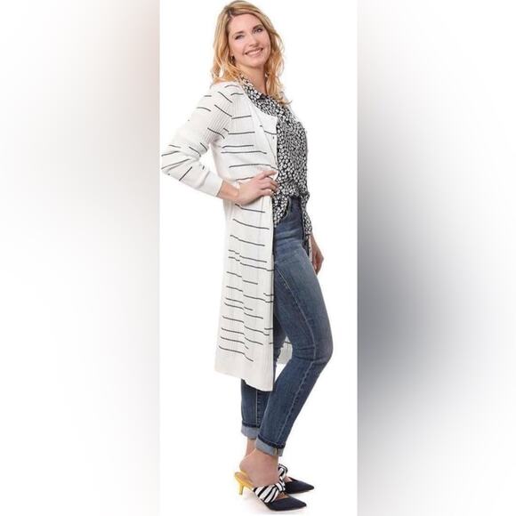 Cabi #5638 Dashes Ribbed White Black Stripe Cardigan Duster Sweater Size Medium - Picture 3 of 12